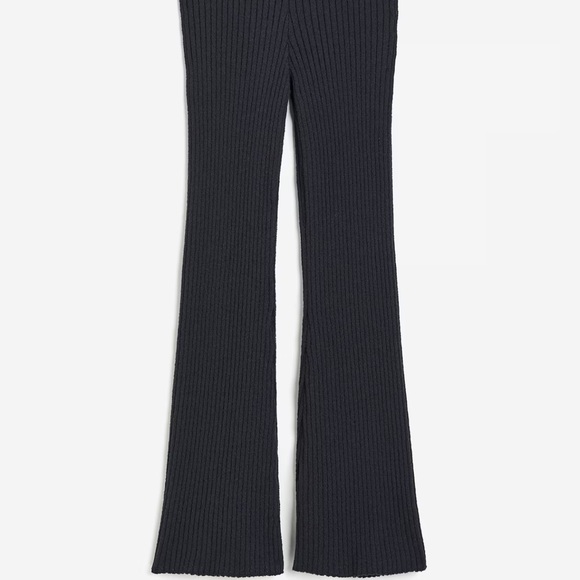 H&M Women's Ribbed Charcoal Sweater and Pant Coord - Picture 5 of 6
